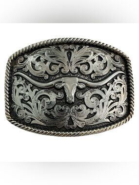 Montana Silversmiths Antiqued Longhorn Classic Belt Buckle 4x3”